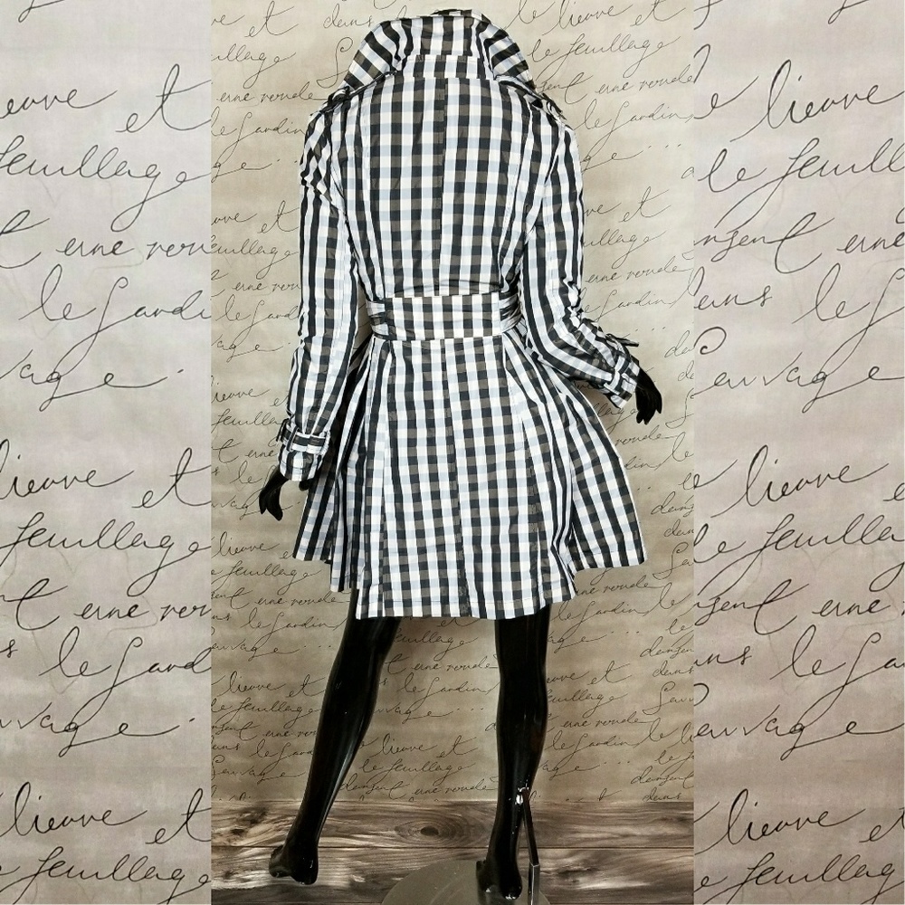 Aryn K Coat Dress - Picture 2 of 5